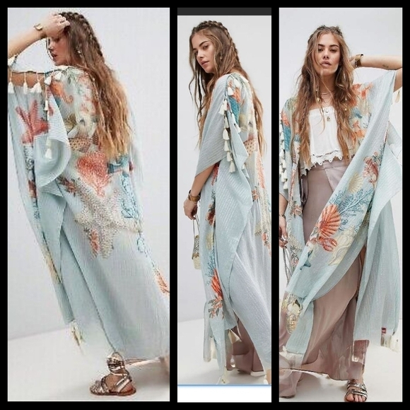 Aratta Maxi Kimono With Tassel Trim In Ocean View Print - Picture 2 of 3